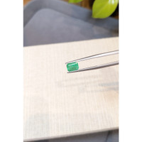 1.33 Ct. Emerald from Brazil Life Style