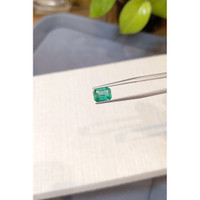 1.31 Ct. Emerald from Zambia Life Style