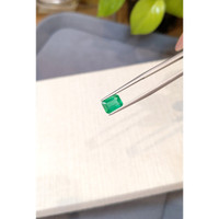 1.33 Ct. Emerald from Zambia Life Style