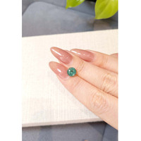 1.67 Ct. Emerald from Zambia Life Style