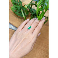 2.23 Ct. Emerald from Zambia Life Style