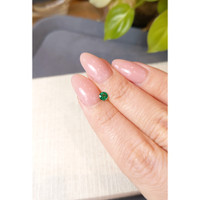 0.22 Ct. Emerald from Afghanistan Life Style