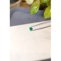 0.34 Ct. Emerald from Afghanistan Life Style