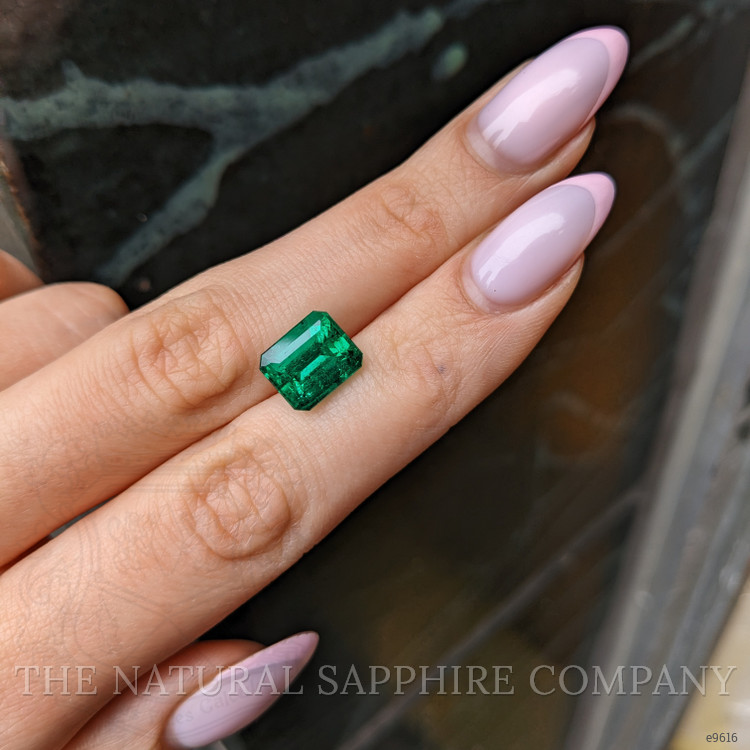 4.29 Ct. Emerald from Colombia - Muzo