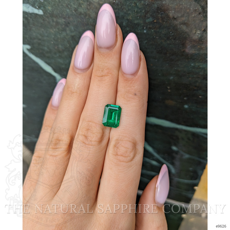 3.17 Ct. Emerald from Colombia - Muzo
