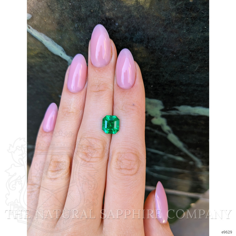 2.80 Ct. Emerald from Colombia - Muzo