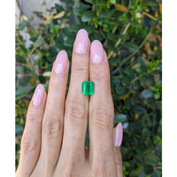 3.26 Ct. Emerald from Colombia Life Style