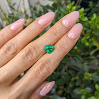 2.00 Ct. Emerald from Zambia Life Style