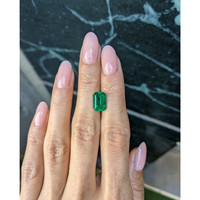 3.14 Ct. Emerald from Zambia Life Style