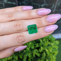 5.98 Ct. Emerald from Colombia Life Style