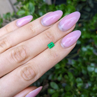 0.47 Ct. Emerald from Afghanistan Life Style
