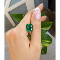 8.22 Ct. Emerald from Zambia Life Style