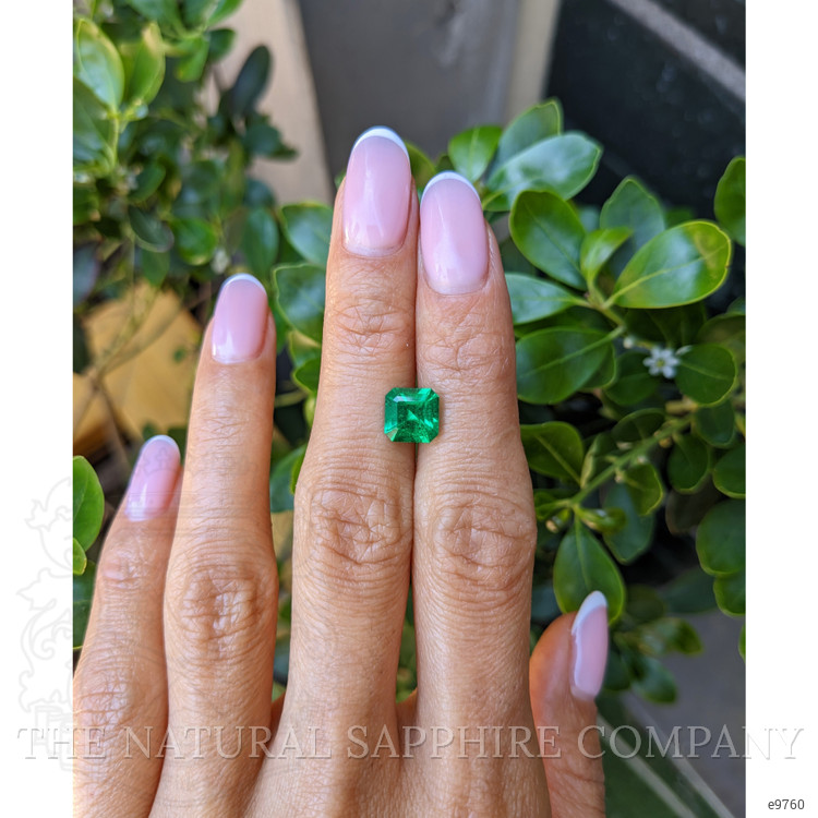 1.94 Ct. Emerald from Colombia - Muzo