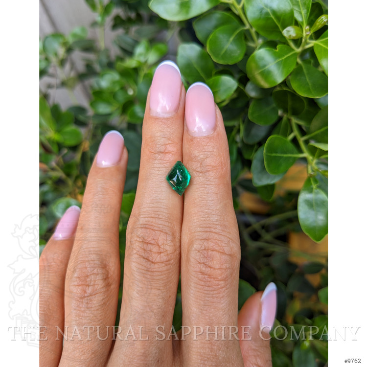2.44 Ct. Cabochon Emerald from Colombia