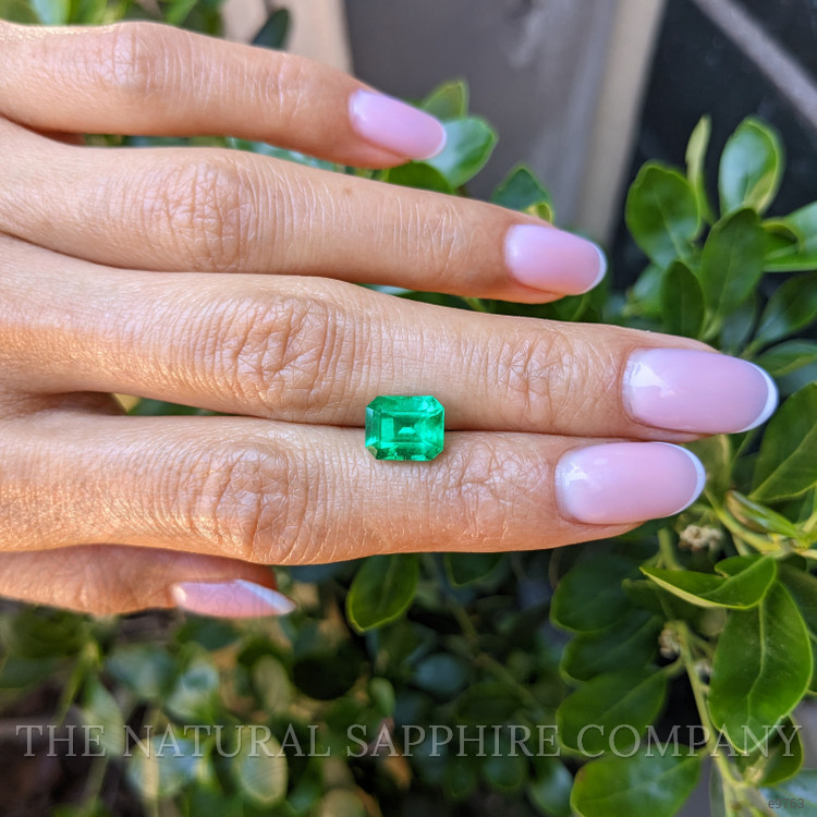 2.48 Ct. Emerald from Colombia - Muzo