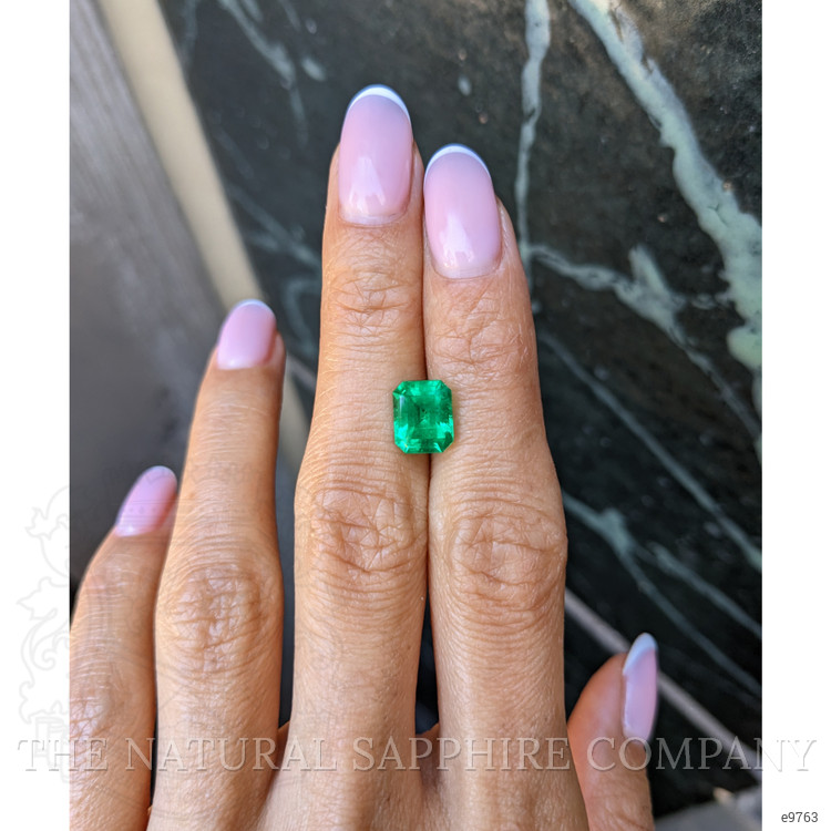 2.48 Ct. Emerald from Colombia - Muzo