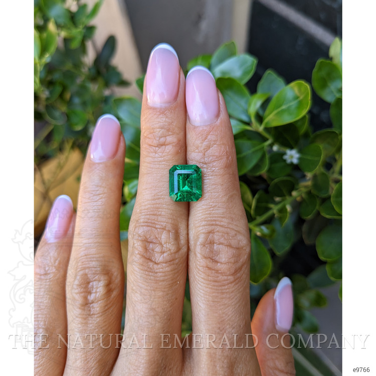 2.90 Ct. Emerald from Colombia - Muzo