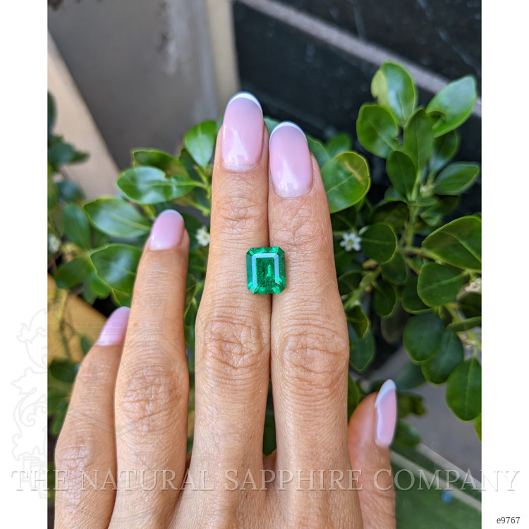 3.20 Ct. Emerald from Colombia - Muzo