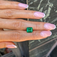2.41 Ct. Emerald from Colombia Life Style
