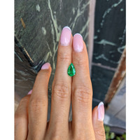 1.79 Ct. Emerald from Colombia Life Style