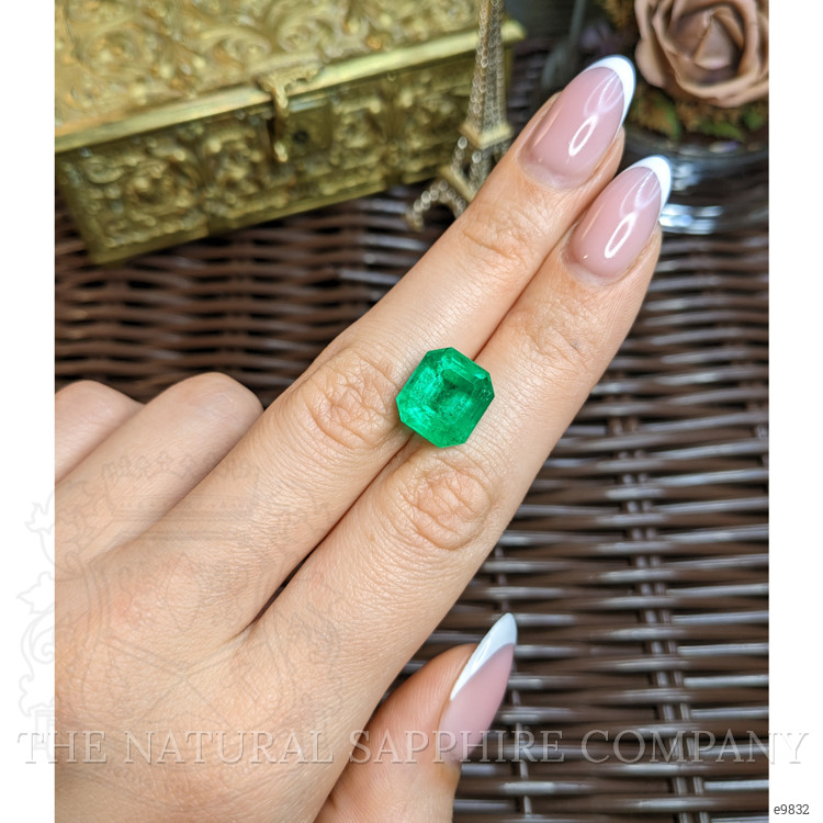 7.75 Ct. Emerald from Colombia