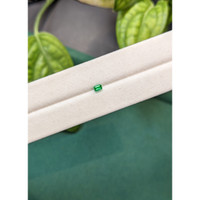 0.15 Ct. Emerald from Russia Life Style