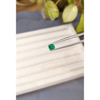 0.72 Ct. Emerald from Russia Life Style