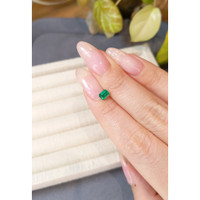 0.58 Ct. Emerald from Russia Life Style