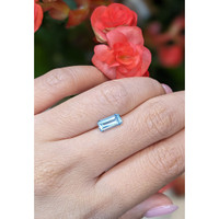 0.98 Ct. Aquamarine from Mozambique Life Style