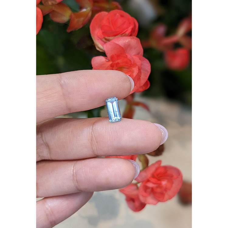 0.98 Ct. Aquamarine from Mozambique