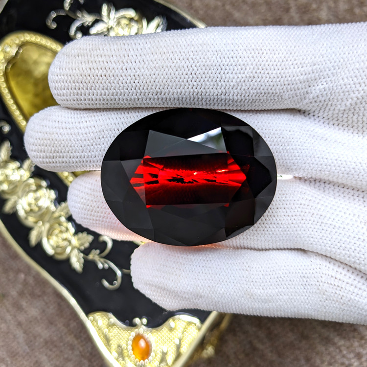 206.68 Ct. Garnet from Tanzania