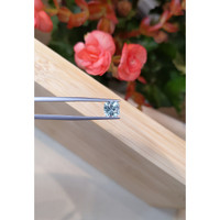 1.44 Ct. Aquamarine from Mozambique Life Style