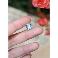 2.68 Ct. Aquamarine from Mozambique Life Style
