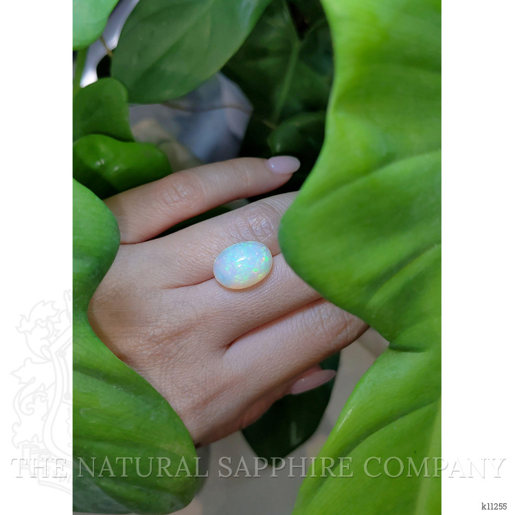 5.98 Ct. Cabochon Crystal/Jelly Opal from Ethiopia