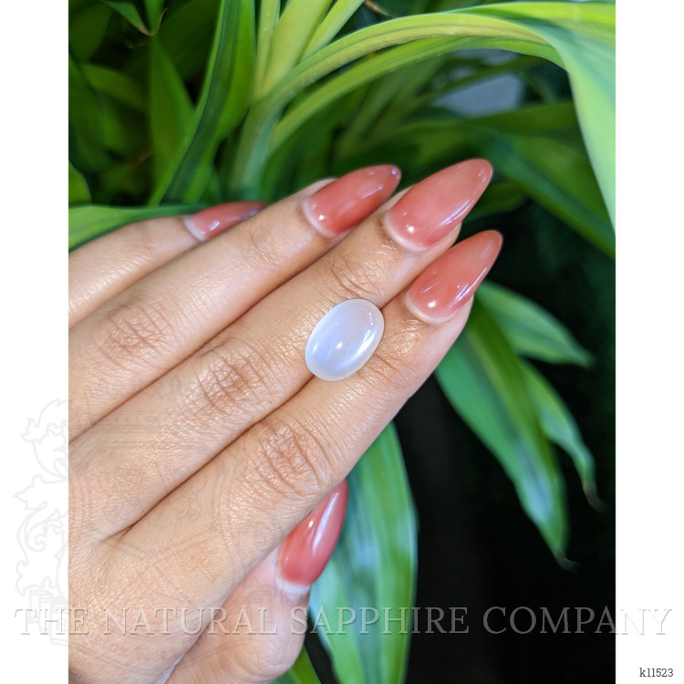 8.88 Ct. Cabochon Moonstone from Ceylon (Sri Lanka)