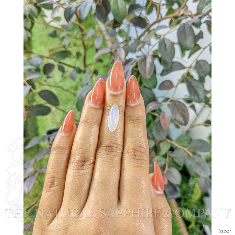 4.86 Ct. Cabochon Moonstone from Ceylon (Sri Lanka)