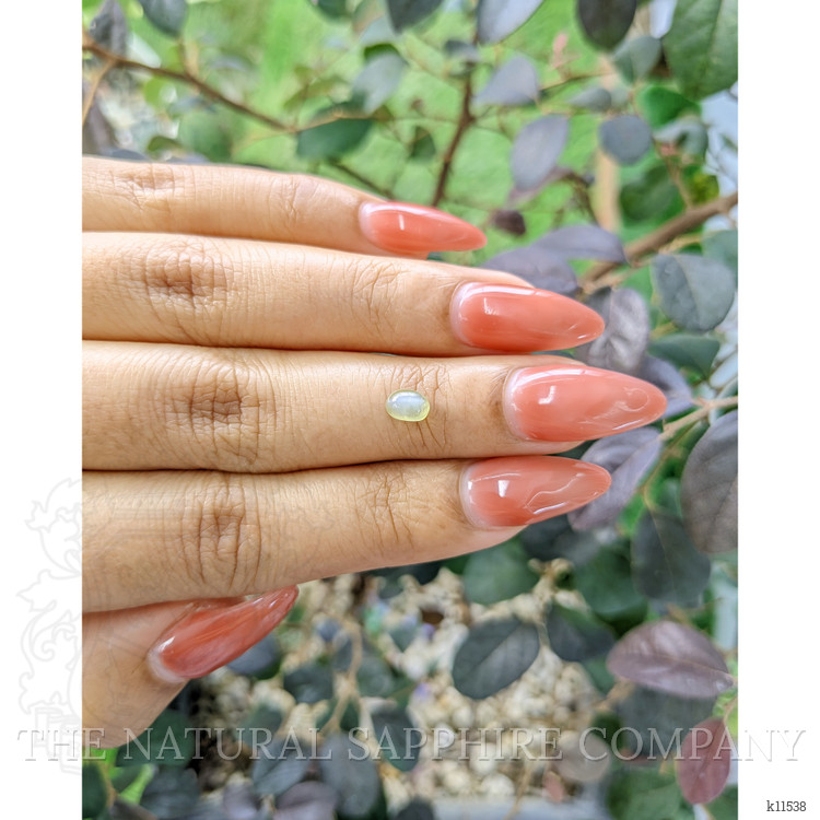 0.84 Ct. Cabochon Chrysoberyl from Ceylon (Sri Lanka)