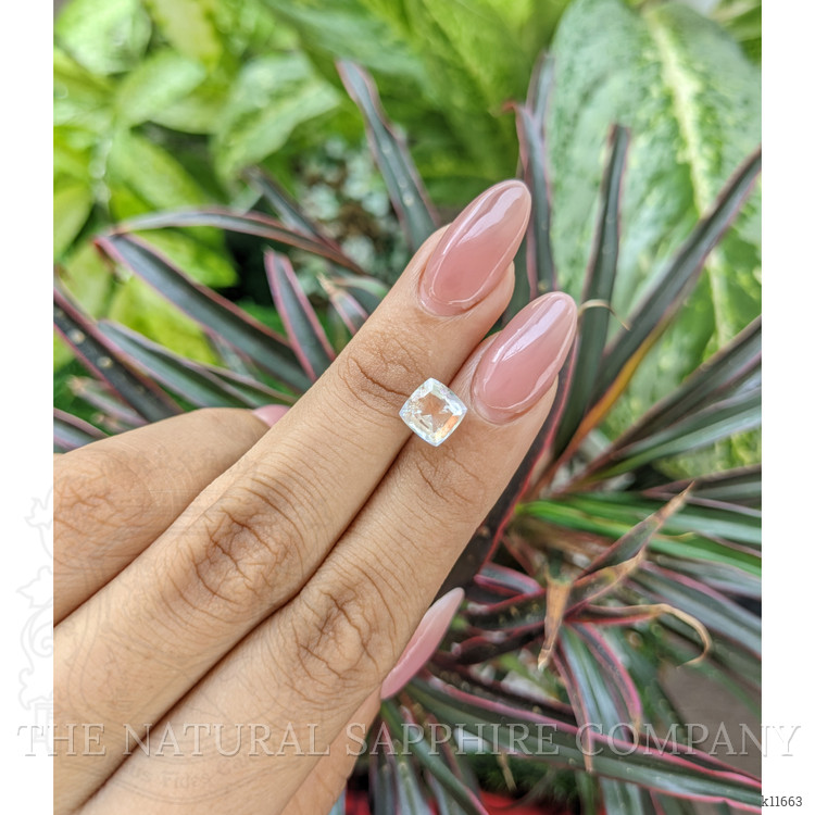 2.10 Ct. Moonstone from Ceylon (Sri Lanka)