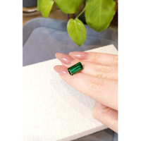 5.60 Ct. Green Tourmaline from Brazil Life Style