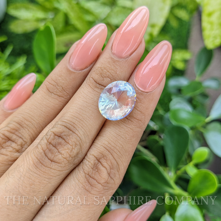 8.85 Ct. Moonstone from Ceylon (Sri Lanka)