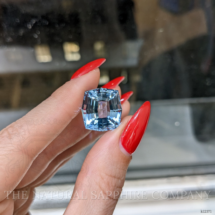 16.87 Ct. Aquamarine from Ceylon (Sri Lanka)