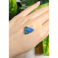 5.83 Ct. Boulder Opal from Australia Life Style