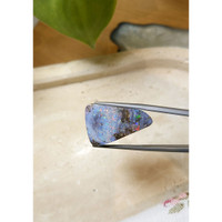 19.52 Ct. Boulder Opal from Australia Life Style