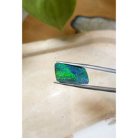 11.27 Ct. Boulder Opal from Australia Life Style