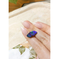 4.45 Ct. Boulder Opal from Australia Life Style