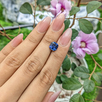 2.21 Ct. Tanzanite from Tanzania Life Style