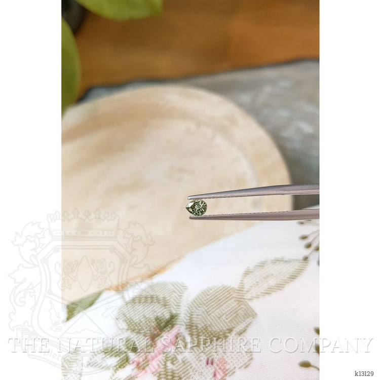 0.41 Ct. Alexandrite from Ceylon (Sri Lanka)