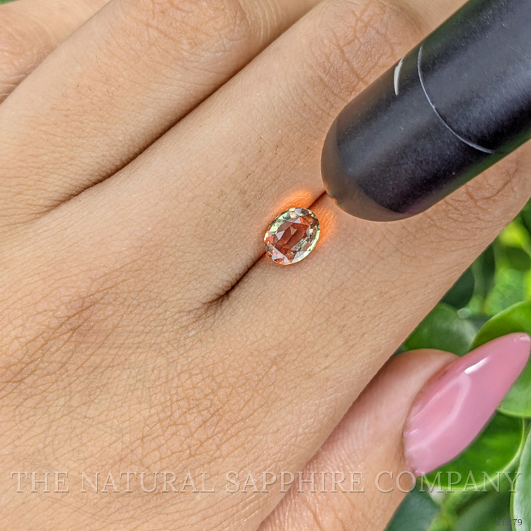 1.00 Ct. Alexandrite from Ceylon (Sri Lanka)