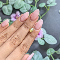 1.65 Ct. Cabochon Chrysoberyl from Ceylon (Sri Lanka) Life Style