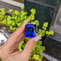 89.48 Ct. Tanzanite from Tanzania Life Style
